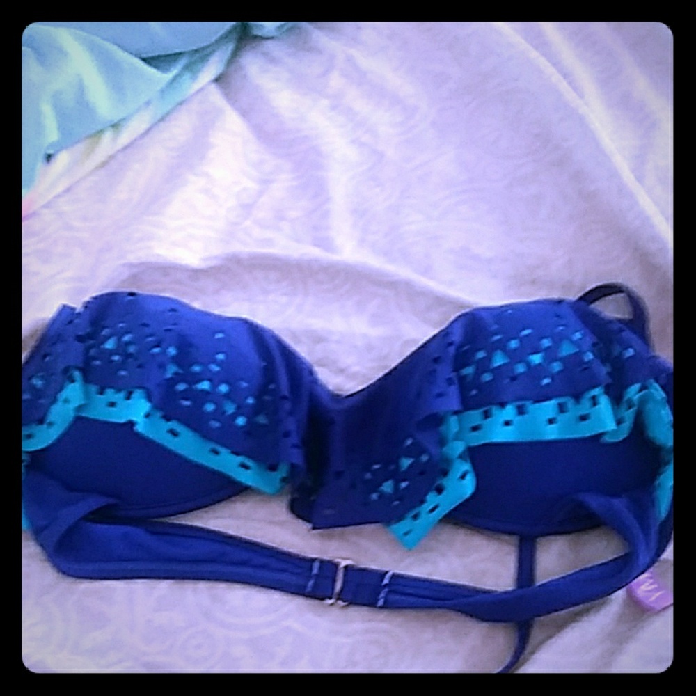 Bathing suit